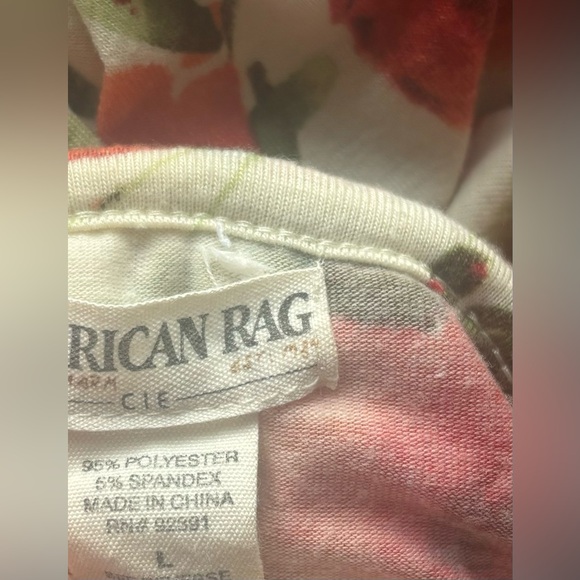 American Rag Floral off Top - Picture 2 of 2